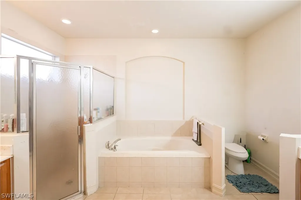 4445 20th Street NE Naples FL 34120