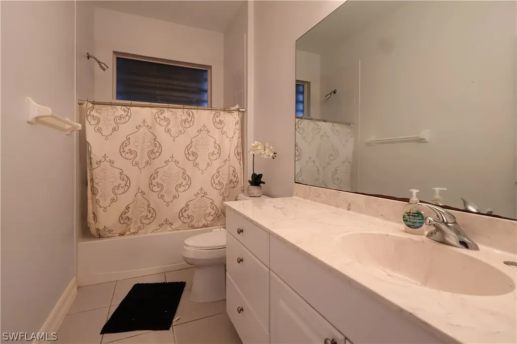 4445 20th Street NE Naples FL 34120