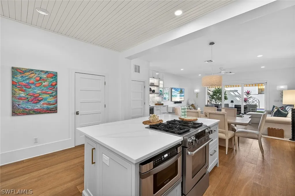 477 3rd Avenue S Naples FL 34102