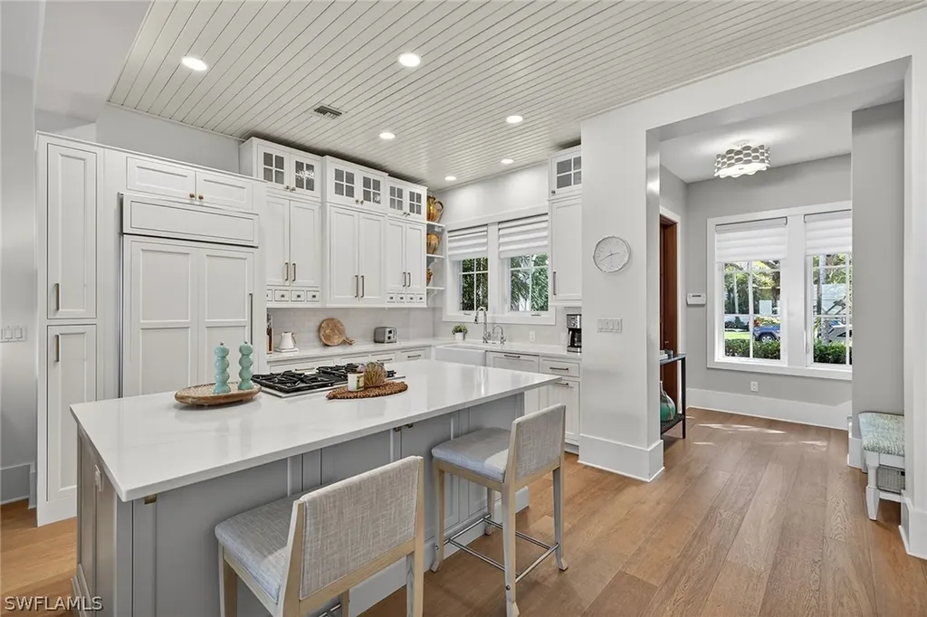 477 3rd Avenue S Naples FL 34102