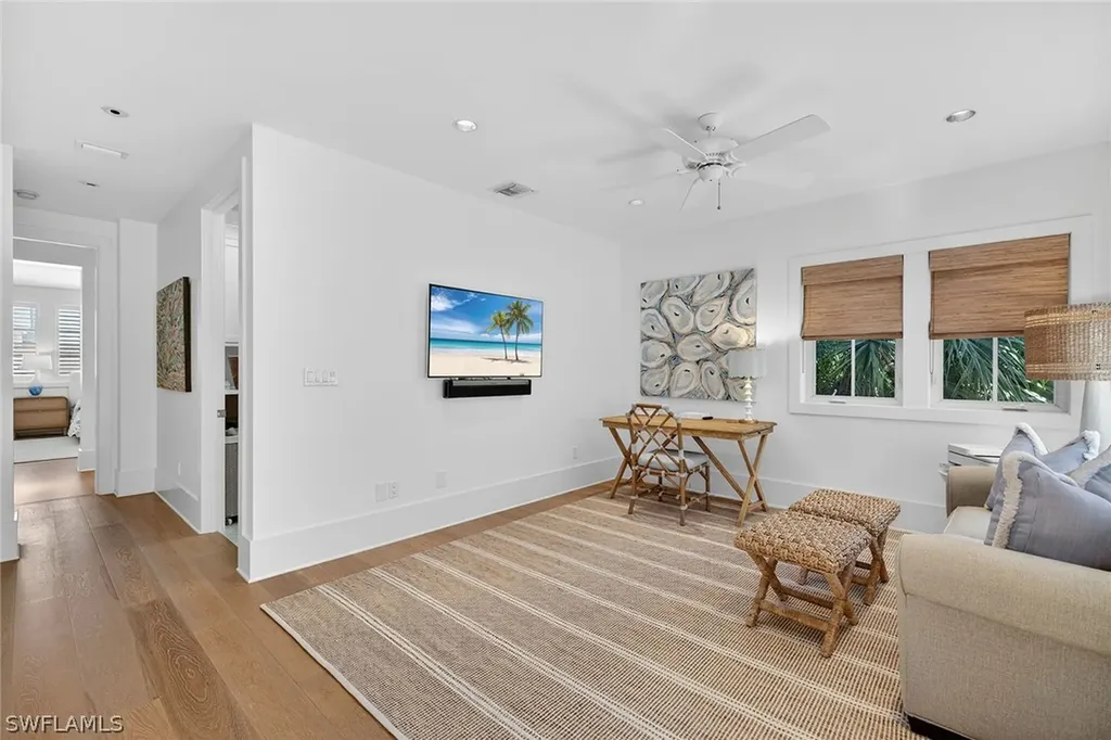 477 3rd Avenue S Naples FL 34102