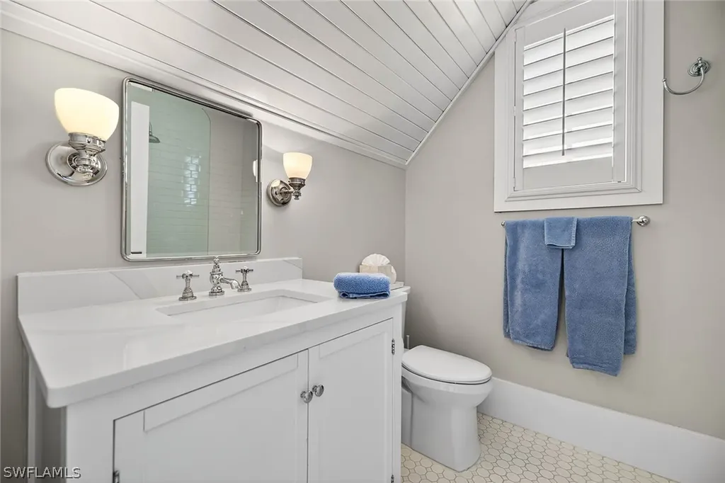 477 3rd Avenue S Naples FL 34102