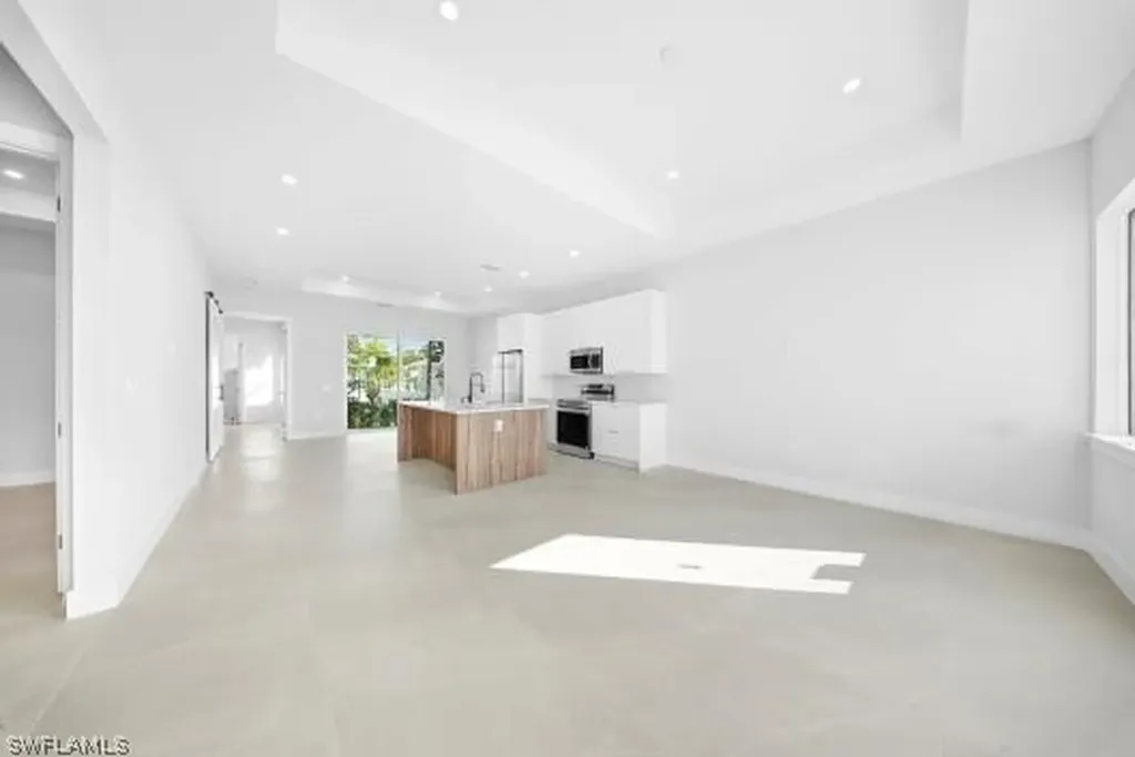 11607 Pawley Avenue Bonita Springs FL 34135