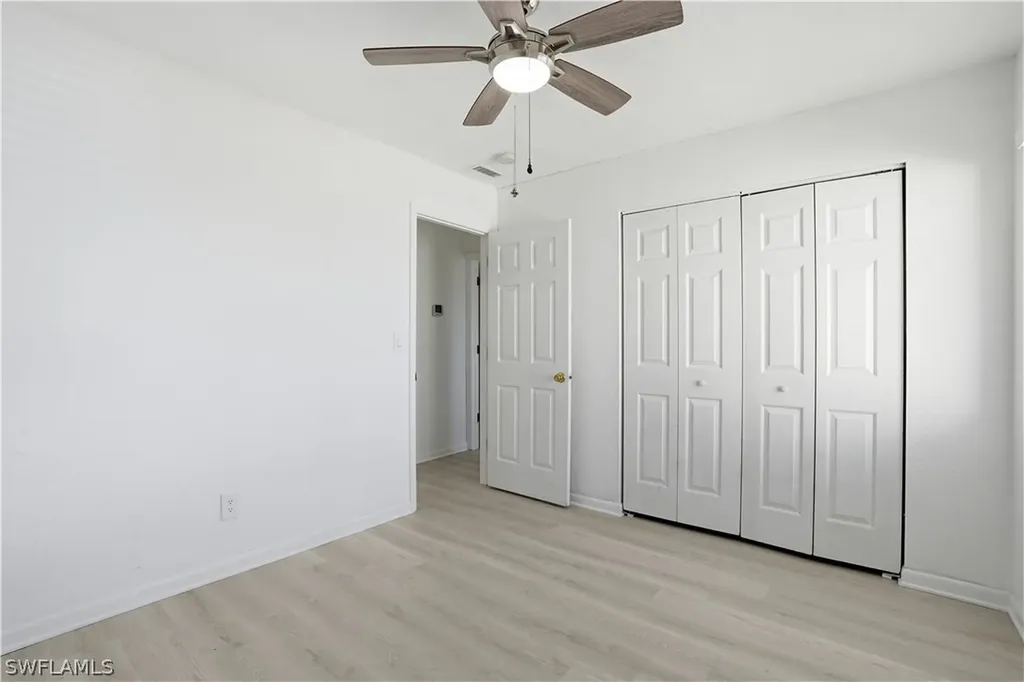 4607 Bayshore Drive Naples FL 34112