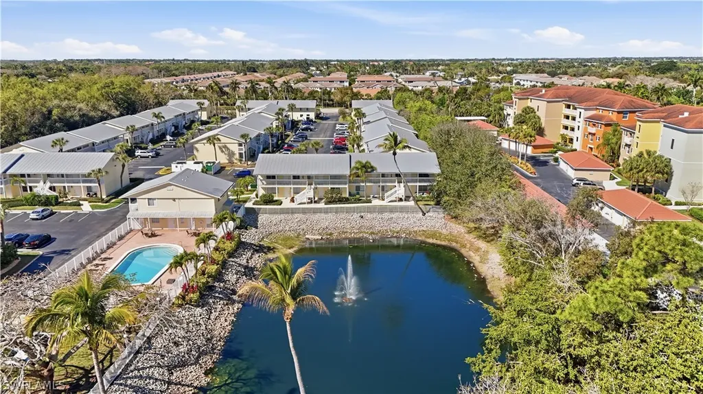 4607 Bayshore Drive Naples FL 34112