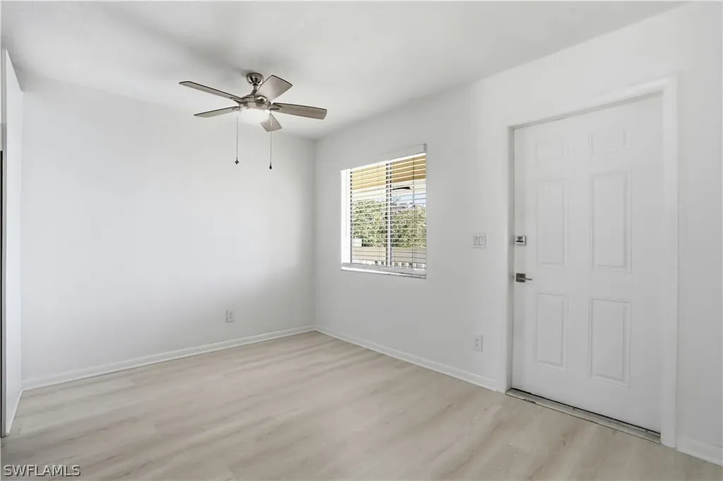 4607 Bayshore Drive Naples FL 34112