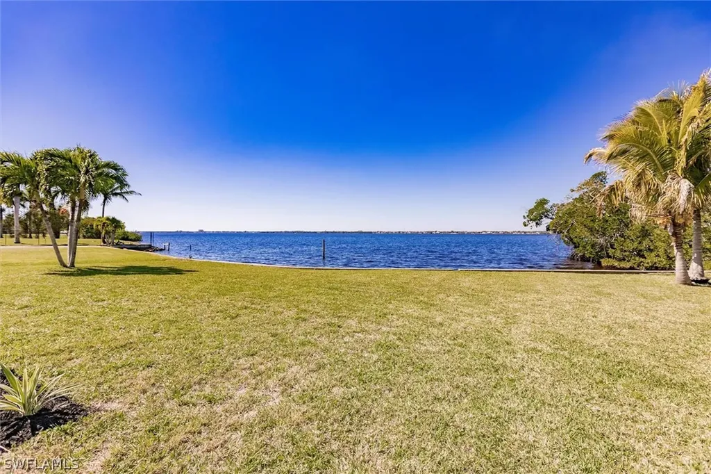 138 Riverview Road Fort Myers FL 33905