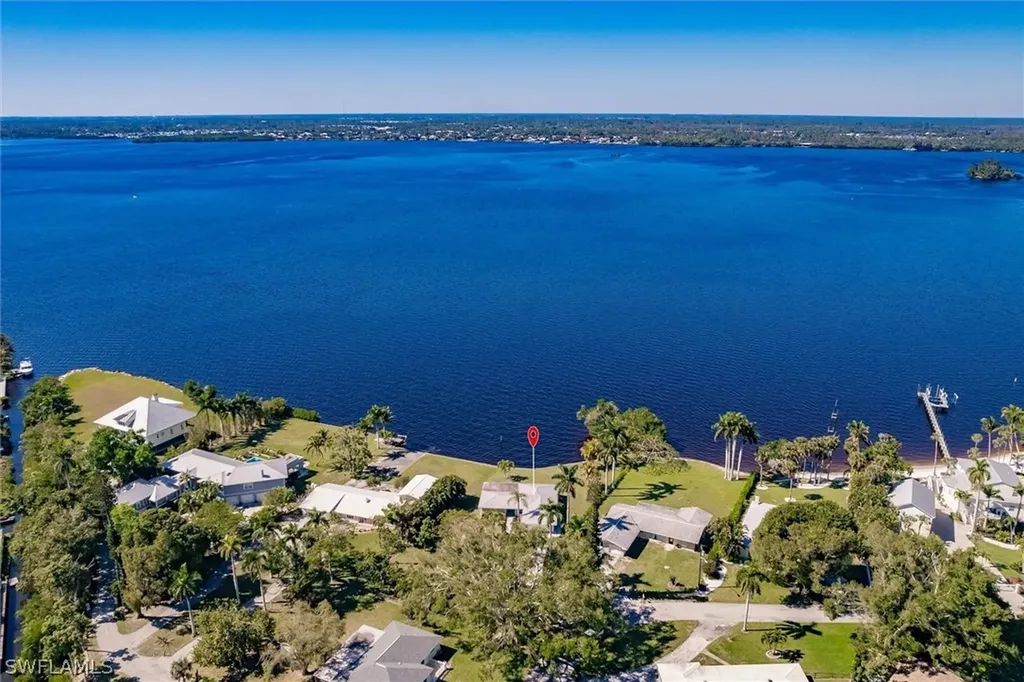 138 Riverview Road Fort Myers FL 33905