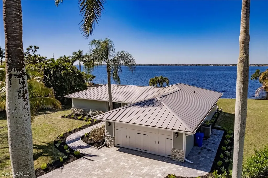 138 Riverview Road Fort Myers FL 33905