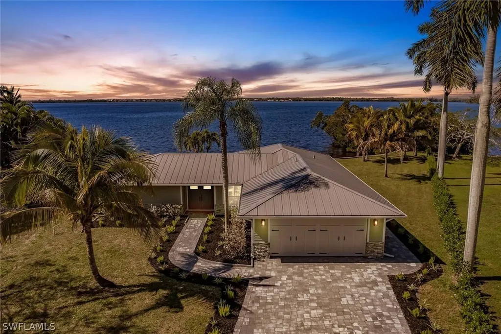 138 Riverview Road Fort Myers FL 33905
