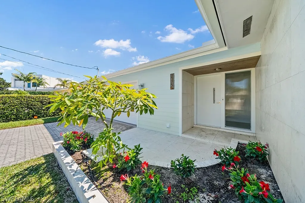 2175 Shad Court Naples FL 34102