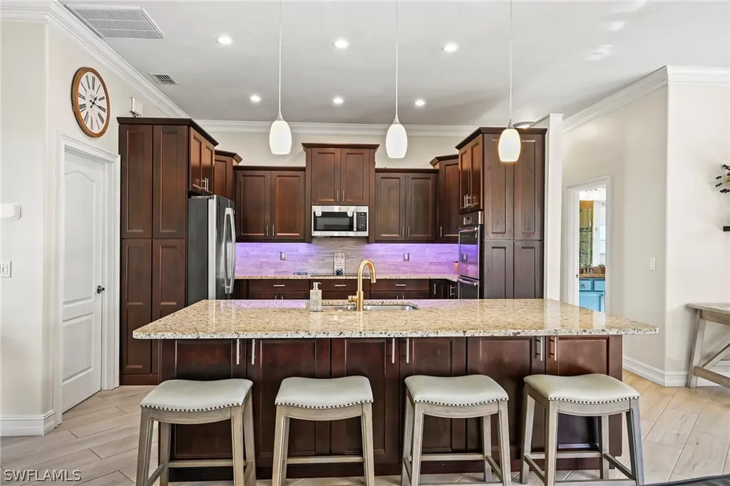 10630 Woodchuck Lane Bonita Springs FL 34135