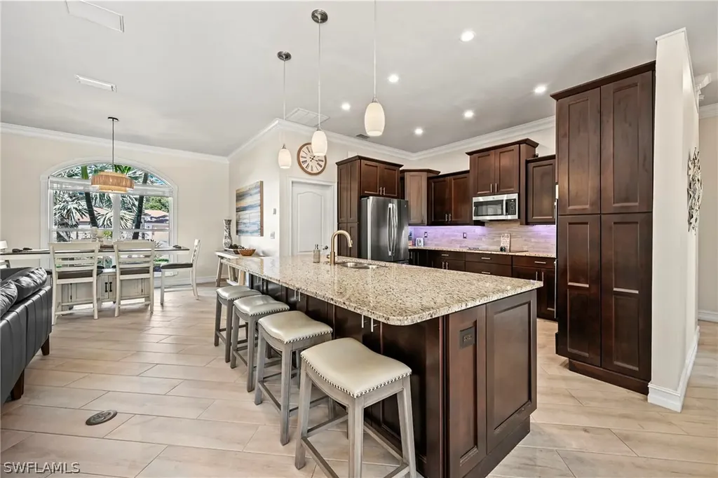 10630 Woodchuck Lane Bonita Springs FL 34135