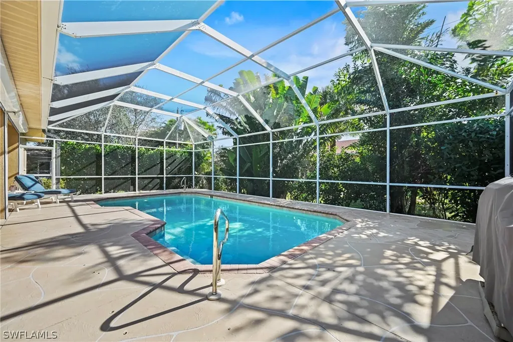 10630 Woodchuck Lane Bonita Springs FL 34135