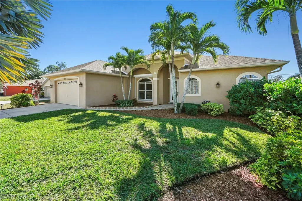 10630 Woodchuck Lane Bonita Springs FL 34135
