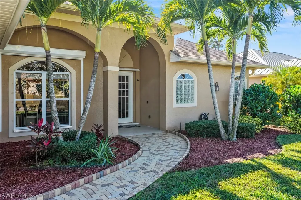 10630 Woodchuck Lane Bonita Springs FL 34135