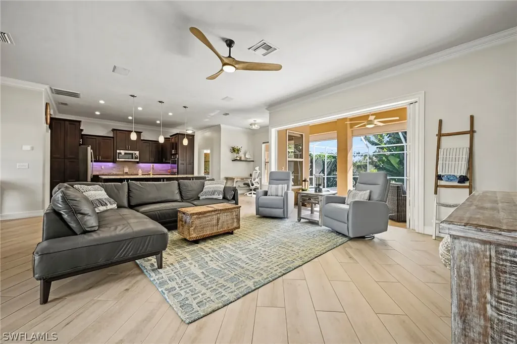 10630 Woodchuck Lane Bonita Springs FL 34135