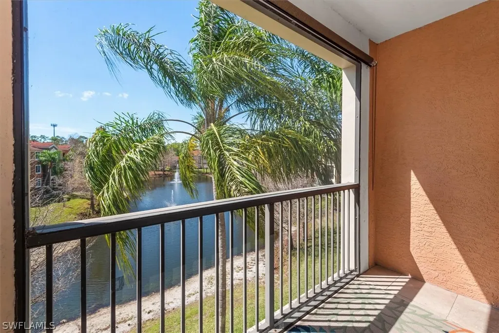 1200 Reserve Way Naples FL 34105