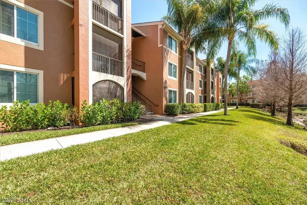 1200 Reserve Way Naples FL 34105