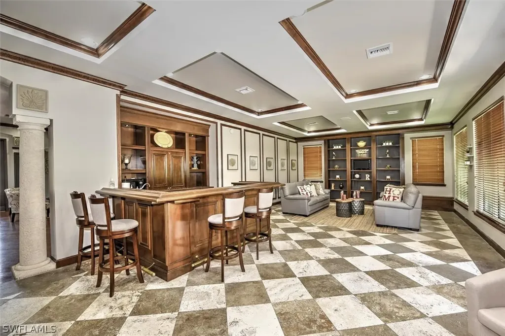 1200 Reserve Way Naples FL 34105