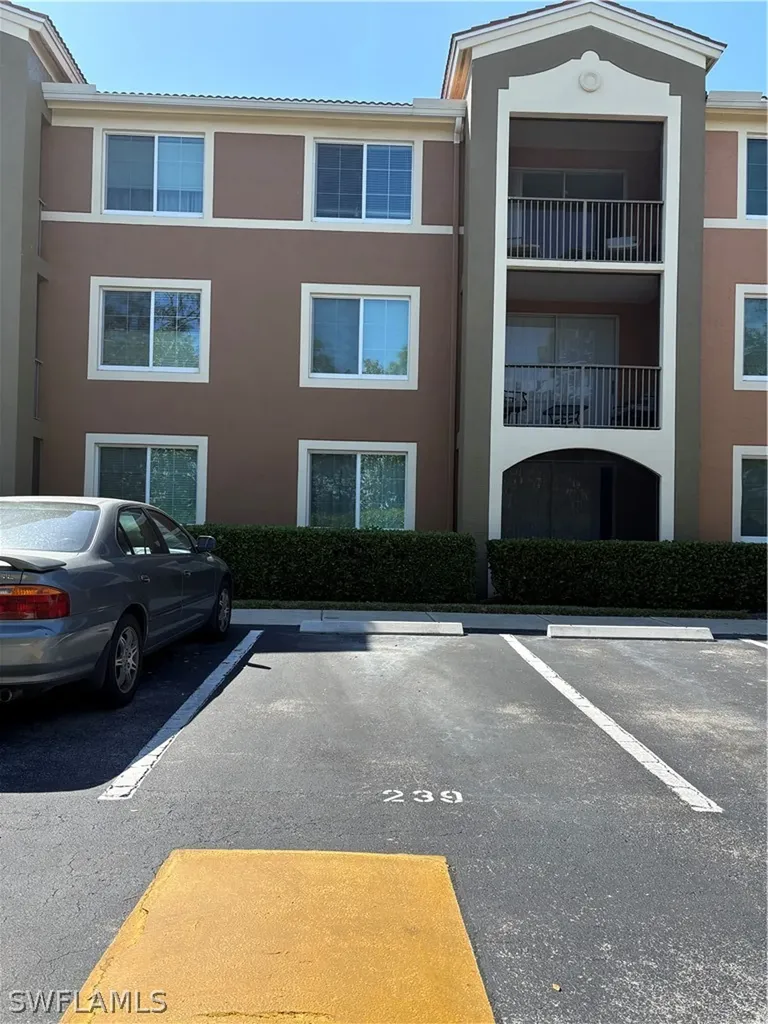 1200 Reserve Way Naples FL 34105