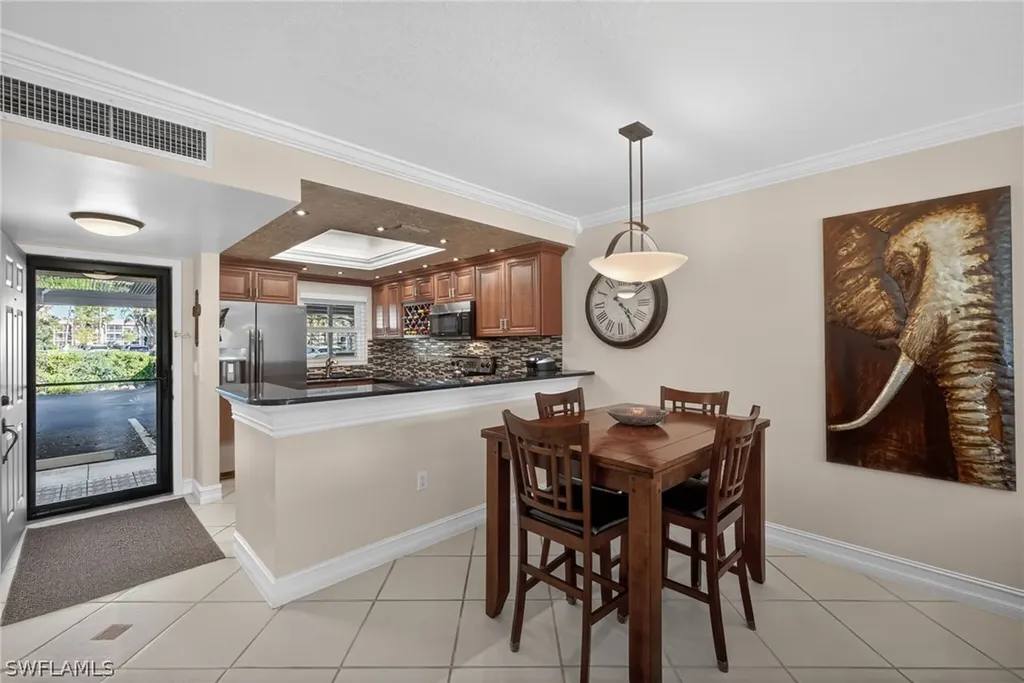 201 Quail Forest Boulevard Naples FL 34105