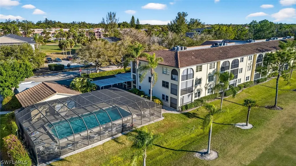 201 Quail Forest Boulevard Naples FL 34105