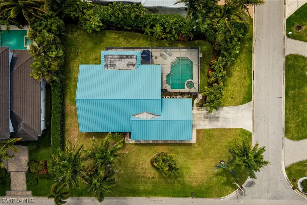 600 Parkview Lane Naples FL 34103