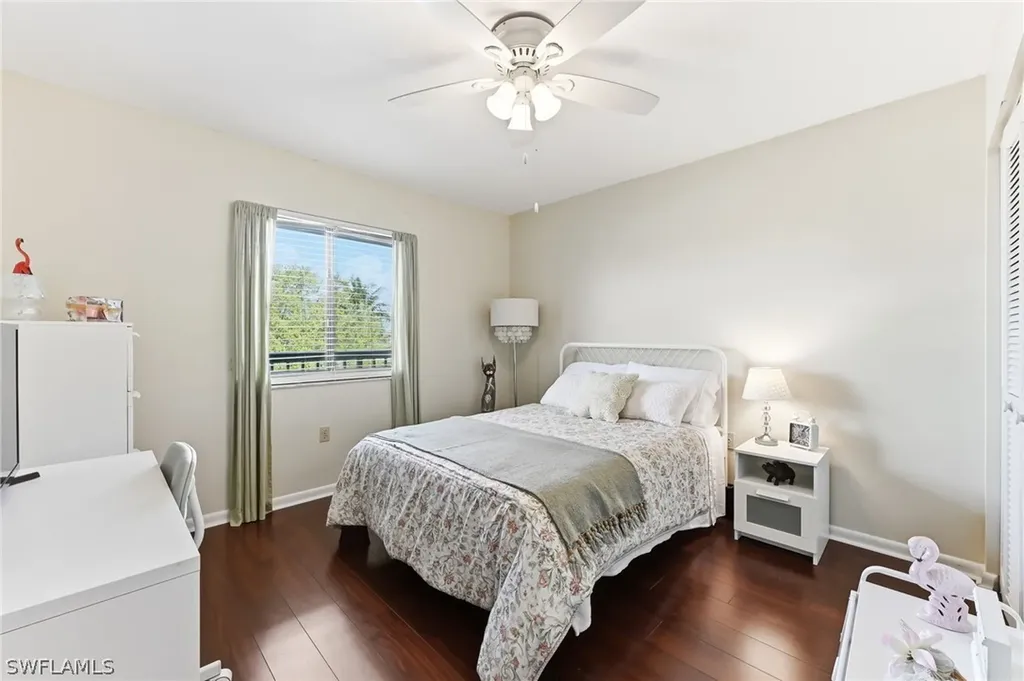 5725 Gage Lane Naples FL 34113