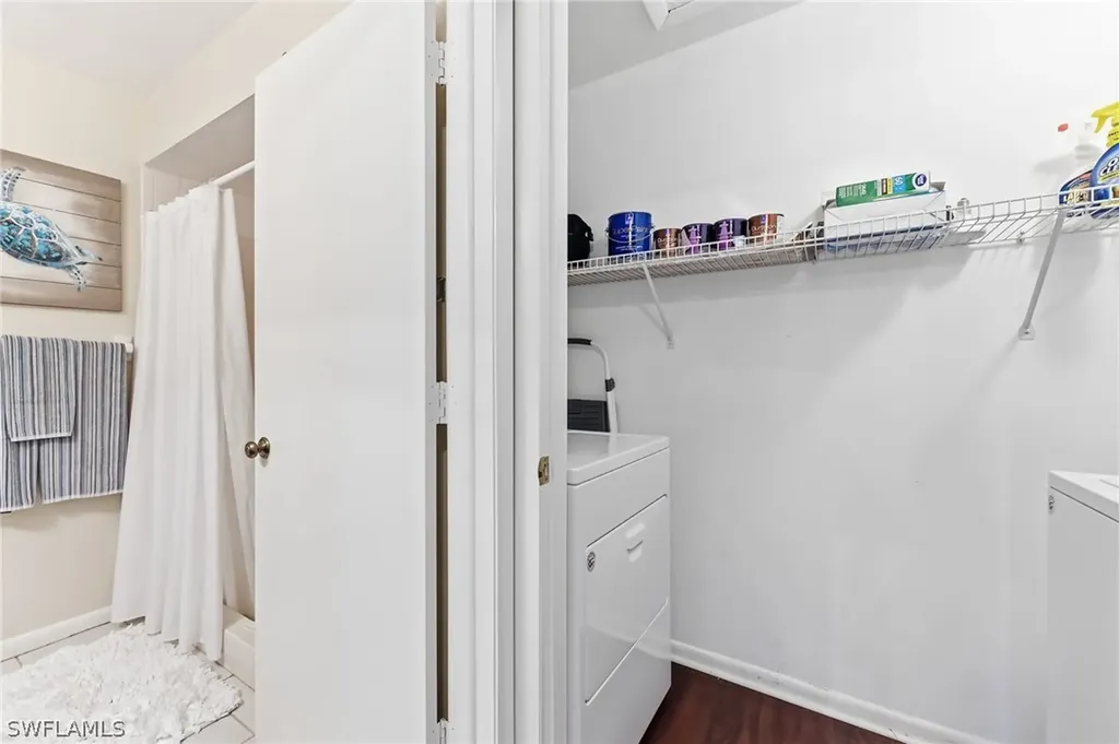 5725 Gage Lane Naples FL 34113
