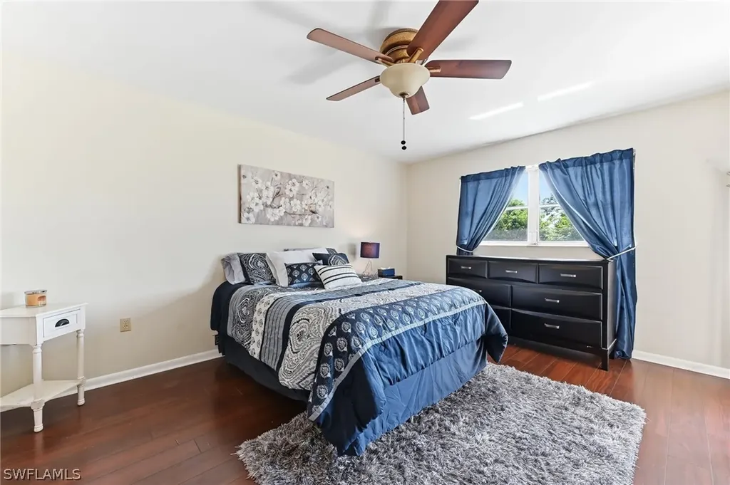 5725 Gage Lane Naples FL 34113