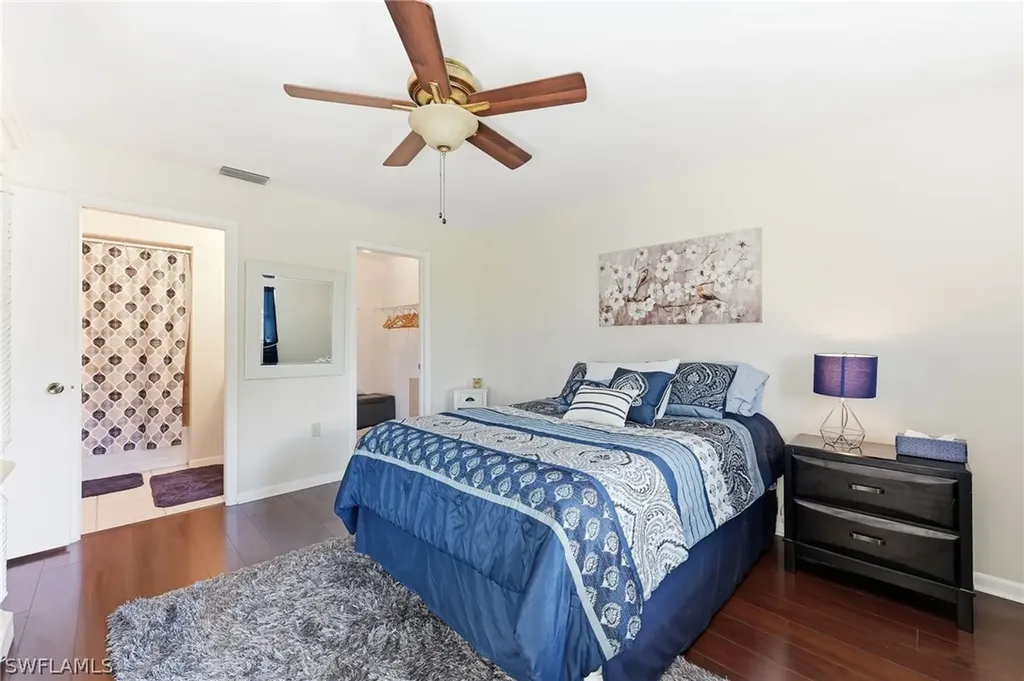 5725 Gage Lane Naples FL 34113