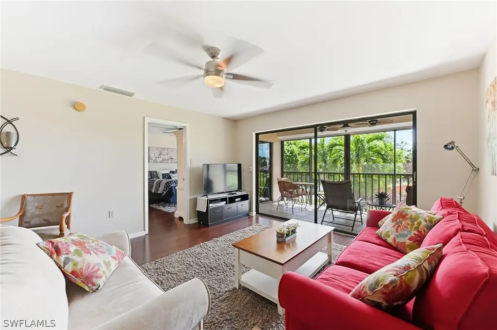 5725 Gage Lane Naples FL 34113