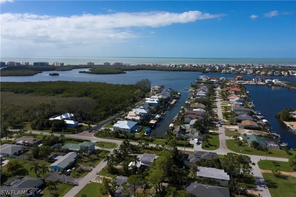 195 7th Street Bonita Springs FL 34134