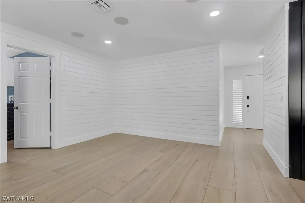 10450 Windsor Way Naples FL 34109