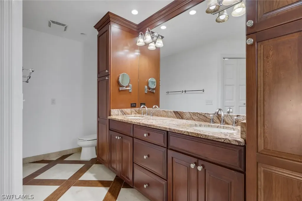 10450 Windsor Way Naples FL 34109