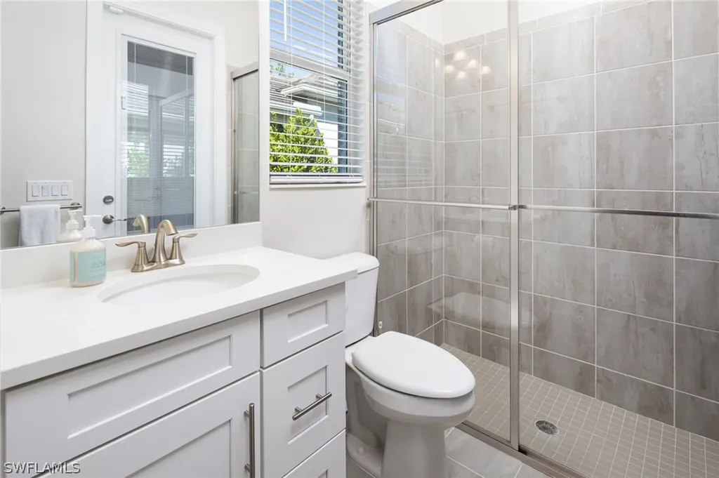 14627 Nicholas Way Naples FL 34109