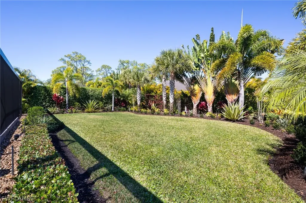 14627 Nicholas Way Naples FL 34109