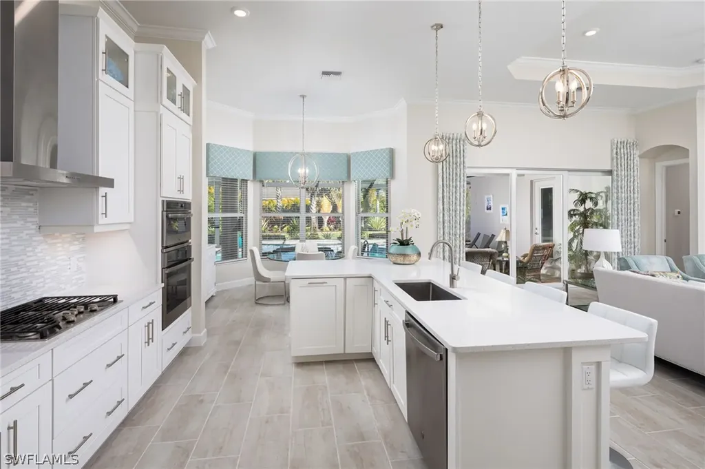 14627 Nicholas Way Naples FL 34109