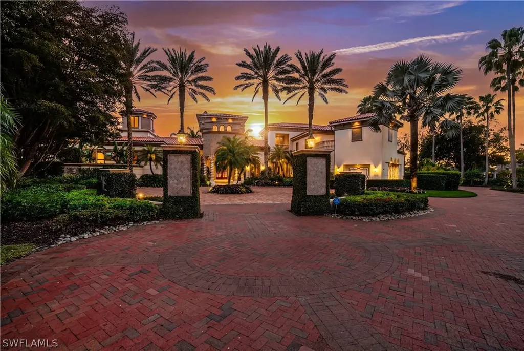 28920 Cavell Terrace Naples FL 34119