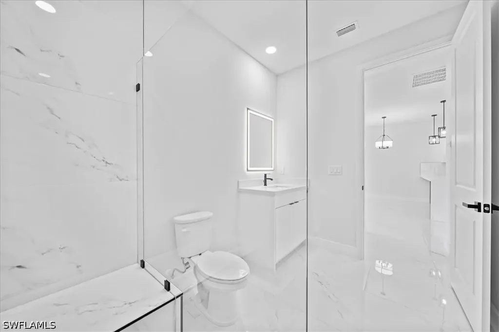 1315/1317 Diplomat Parkway E Cape Coral FL 33909