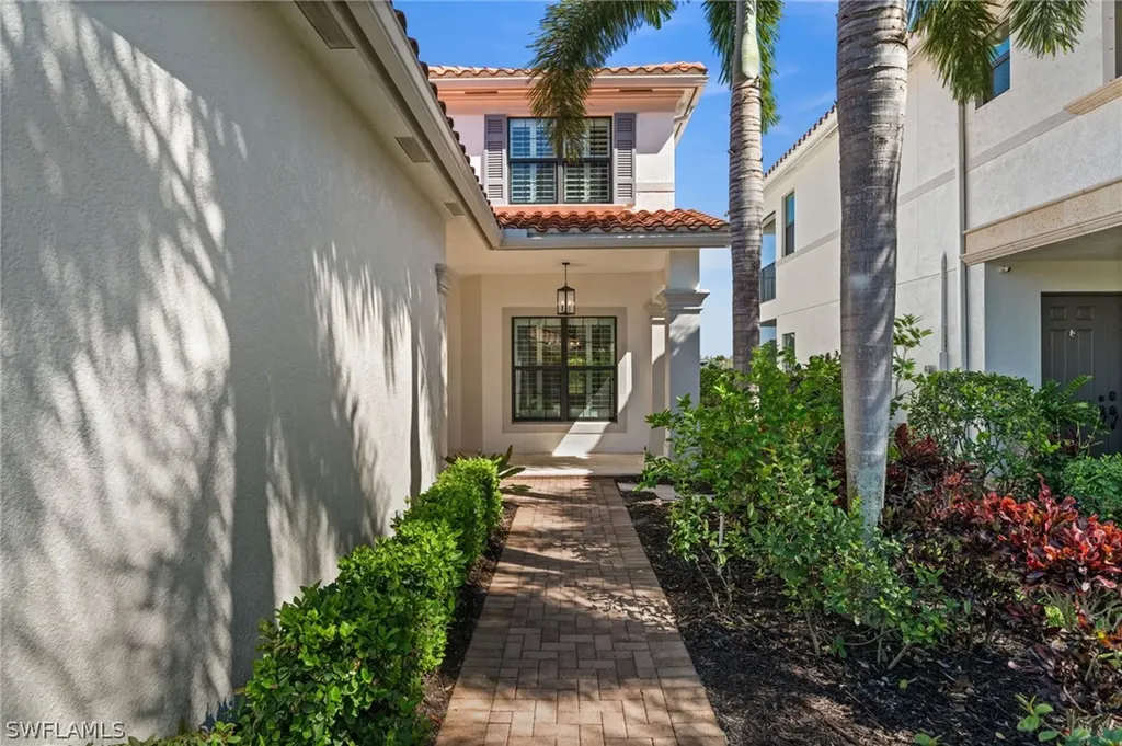 3312 Pacific Drive Naples FL 34119