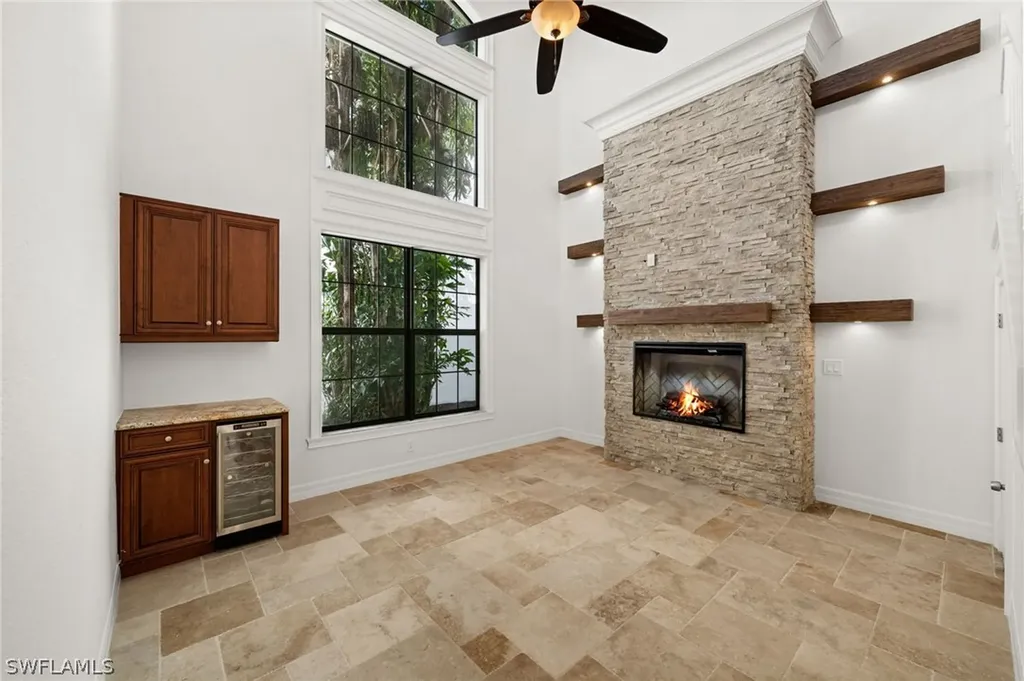 3312 Pacific Drive Naples FL 34119