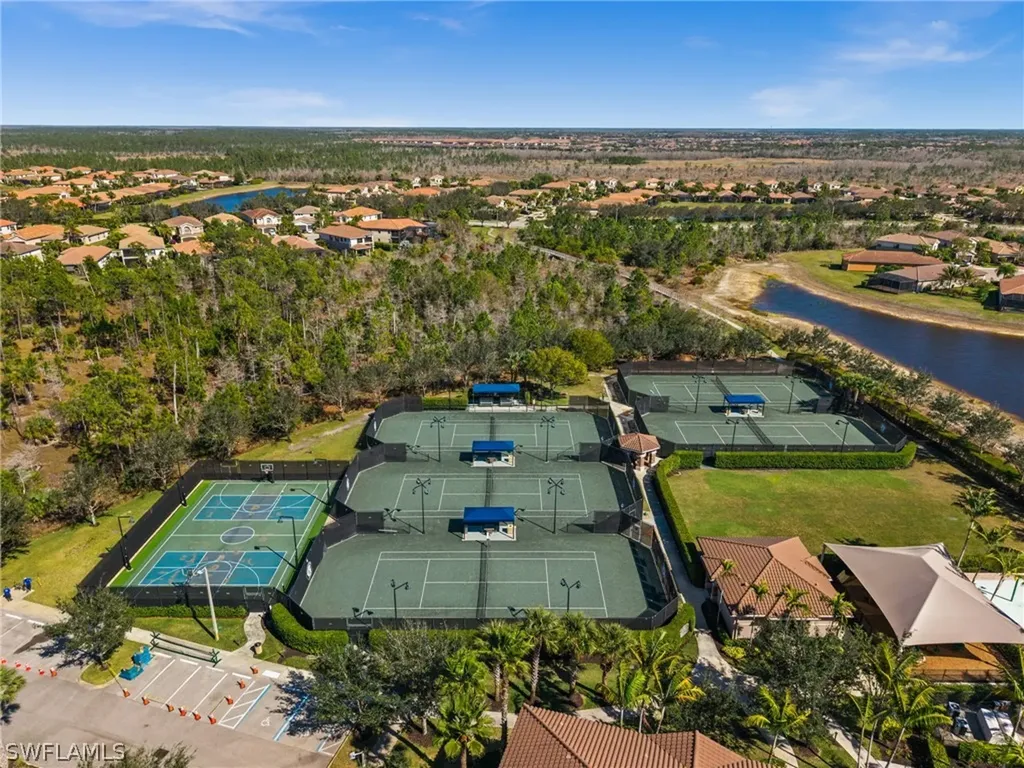 3312 Pacific Drive Naples FL 34119