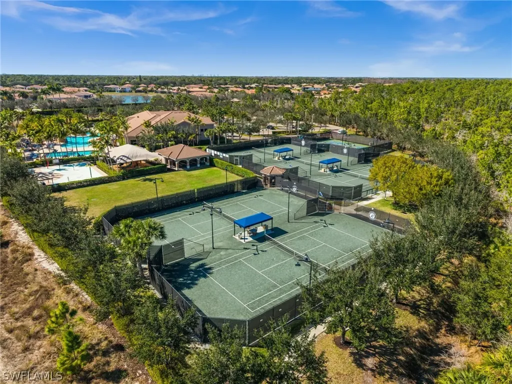 3312 Pacific Drive Naples FL 34119