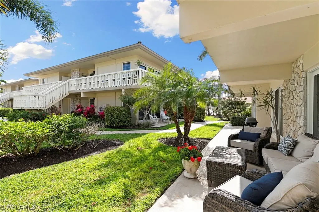 1215 Edington Place Marco Island FL 34145