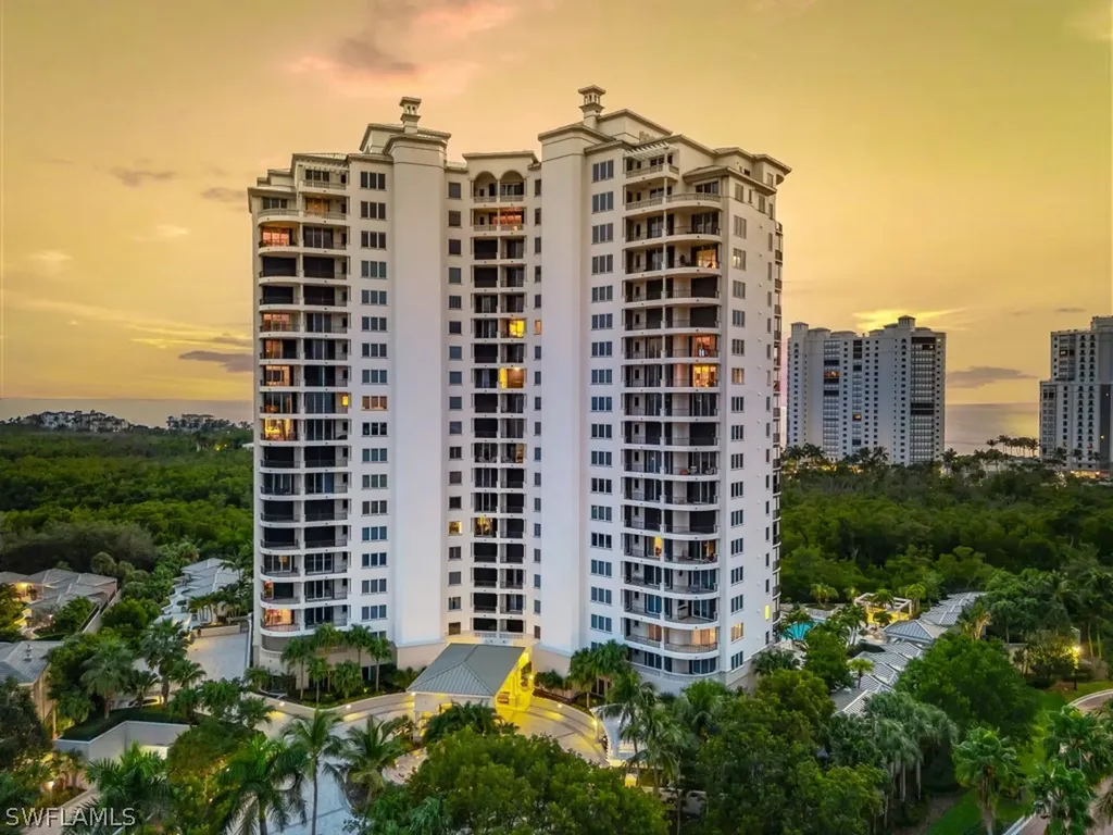 8930 Bay Colony Drive Naples FL 34108