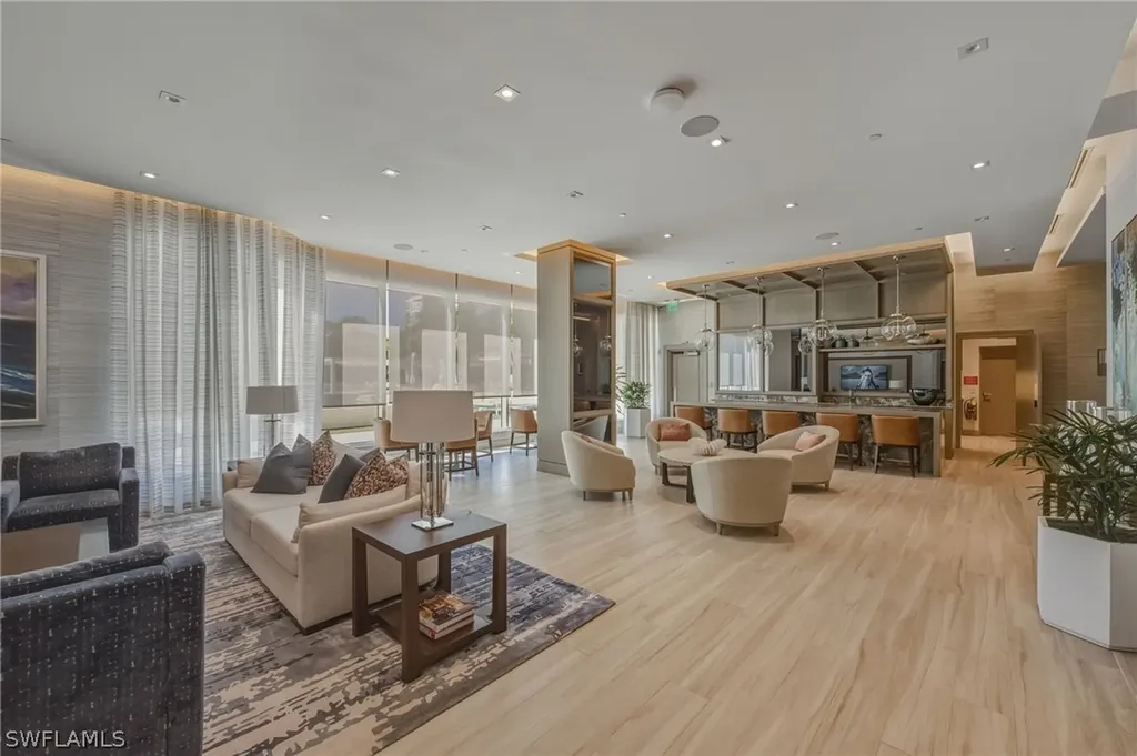 8930 Bay Colony Drive Naples FL 34108