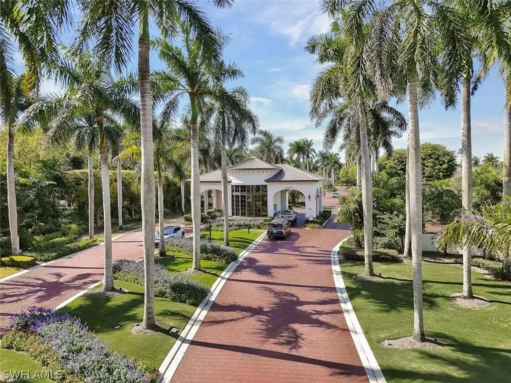 8930 Bay Colony Drive Naples FL 34108
