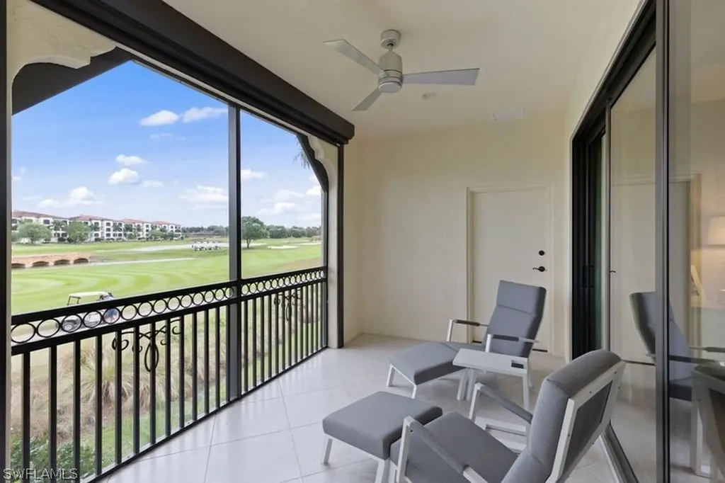 16391 Viansa Way Naples FL 34110